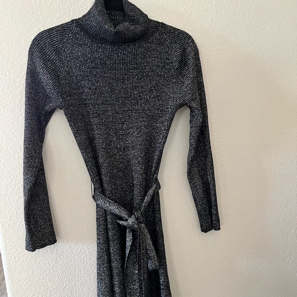 Alex Harris Black and Silver metallic dress